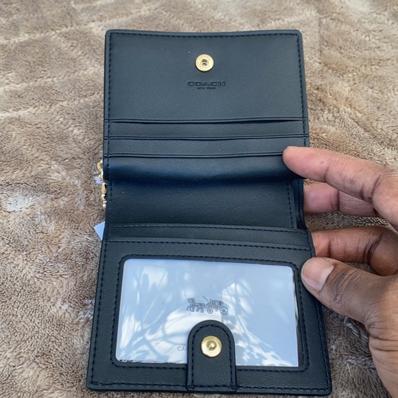❌SOLD❌Coach Leather Wallet- WT - Picture 2 of 7